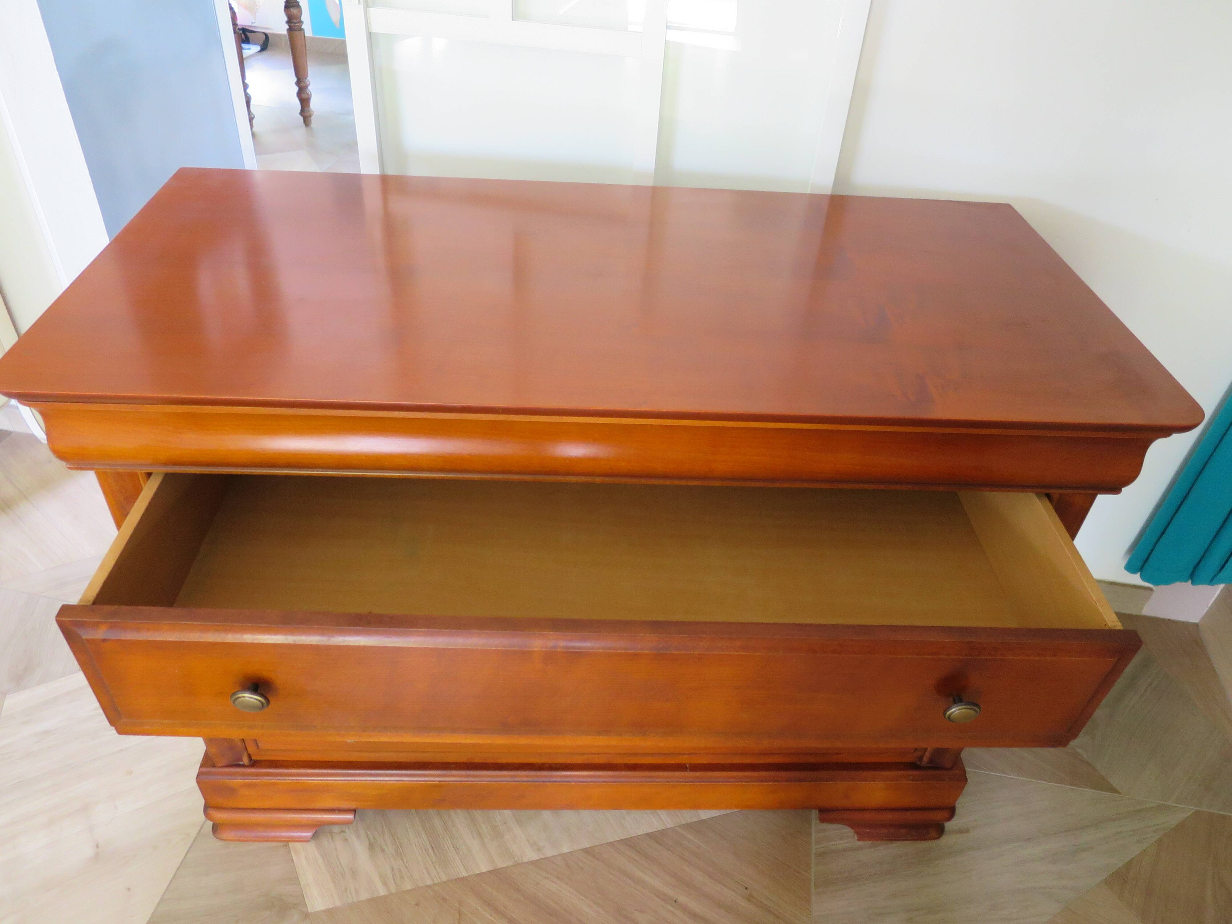 Cherry wood ogee chest of drawers - 4 drawers - 80s - long chest of drawers - Louis Philippe style