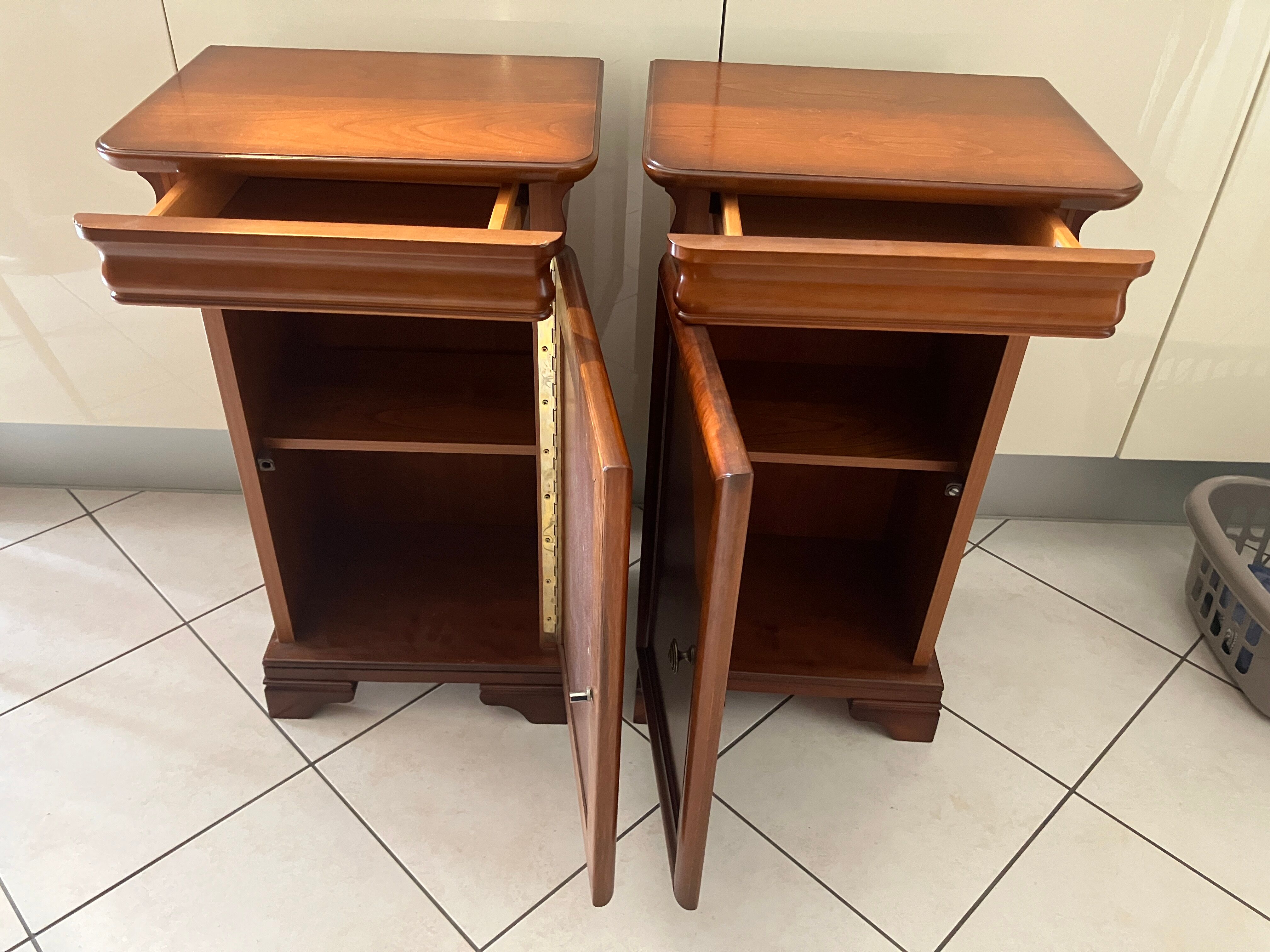 Pair of bedside table