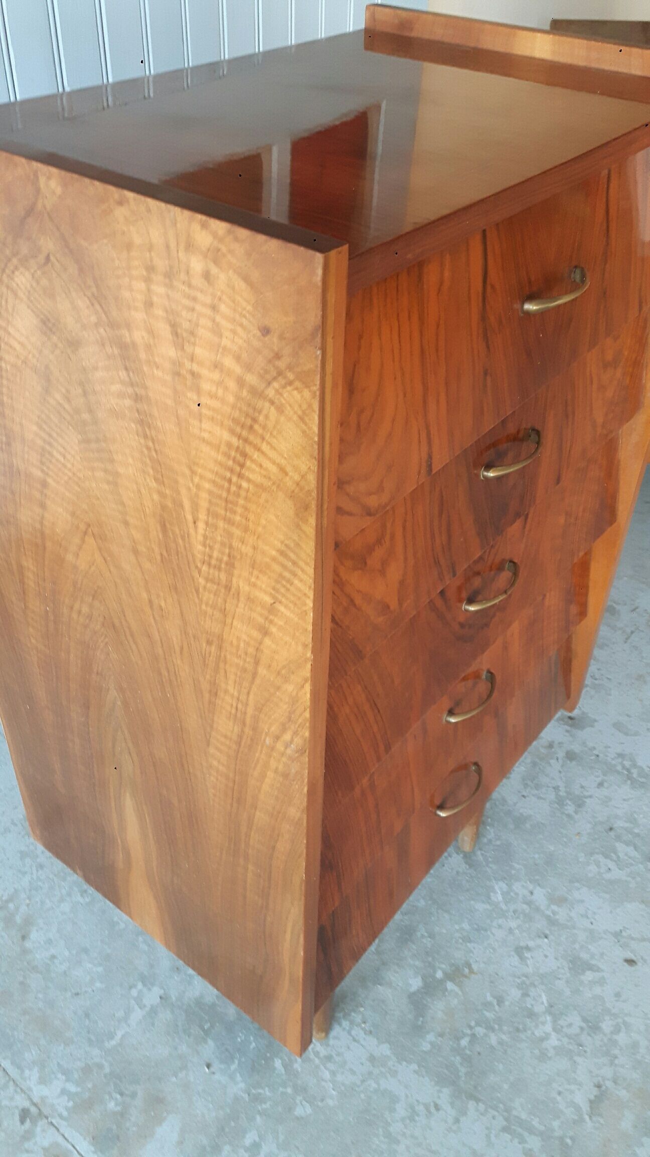 Vintage dresser