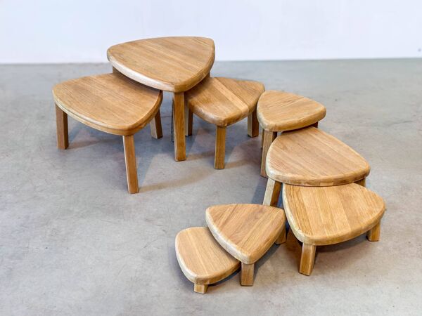 Table basse gigogne en chêne des années 1970