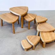 Table basse gigogne en chêne des années 1970