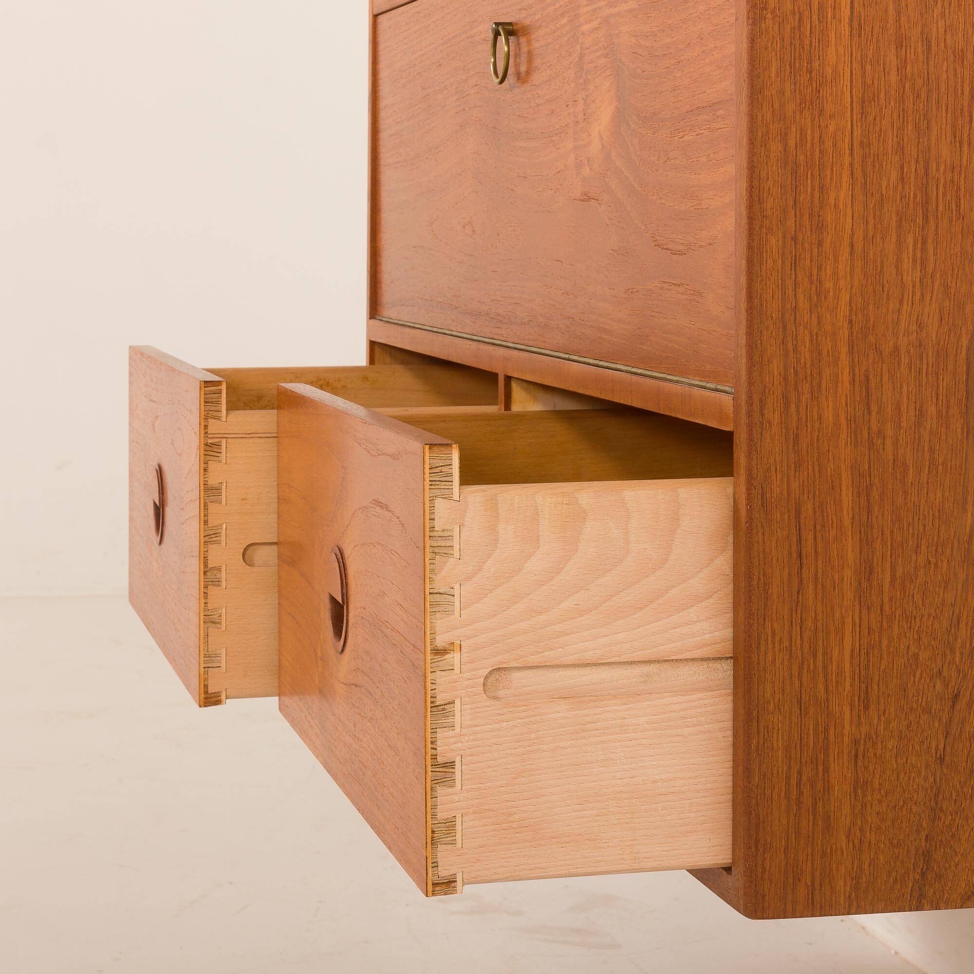 Hansen and Guldborg teak shelving unit, Denmark, 1960s