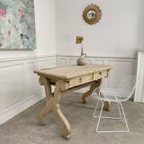 Oak desk from the 1900s