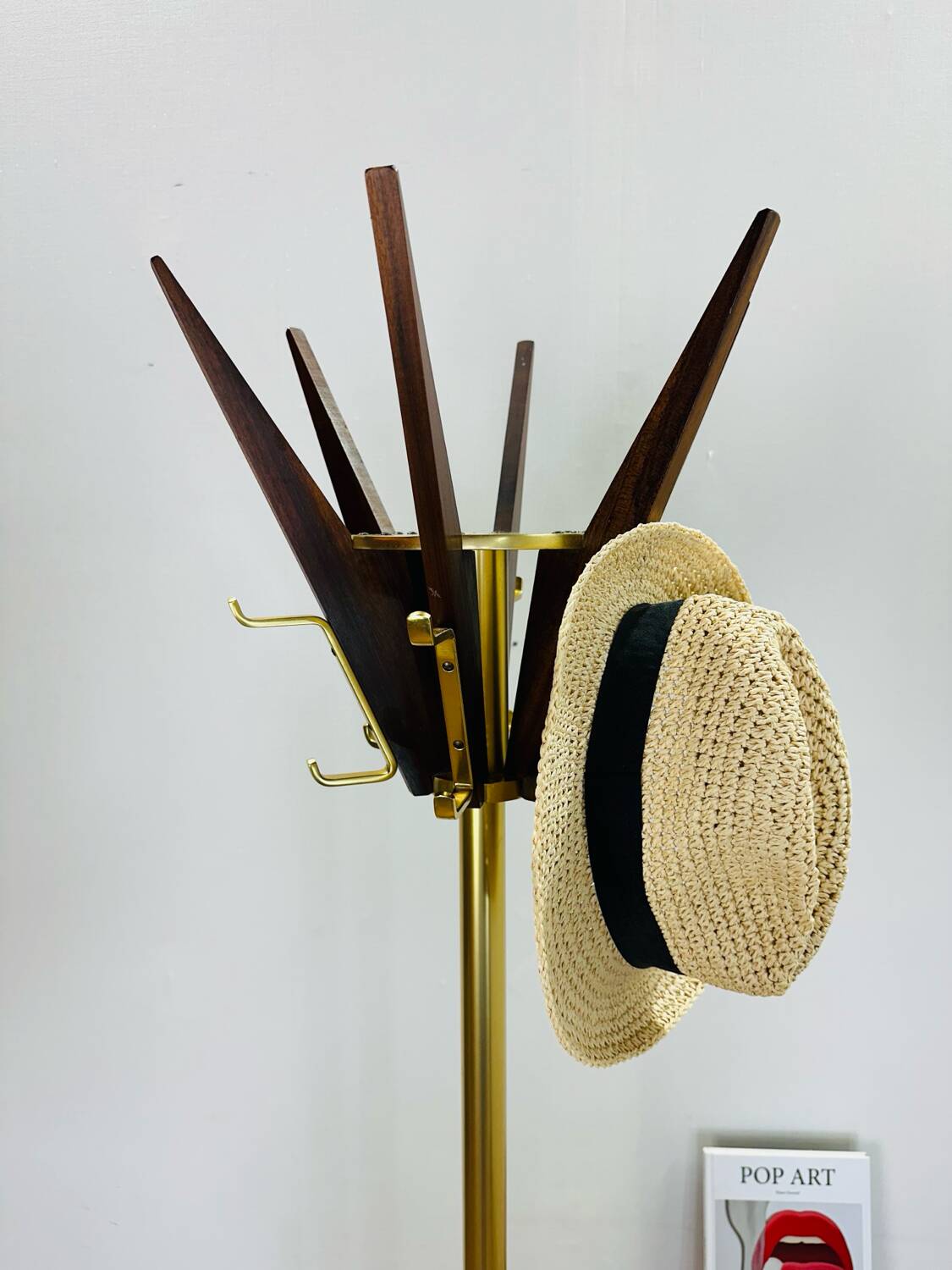 Coat hanger