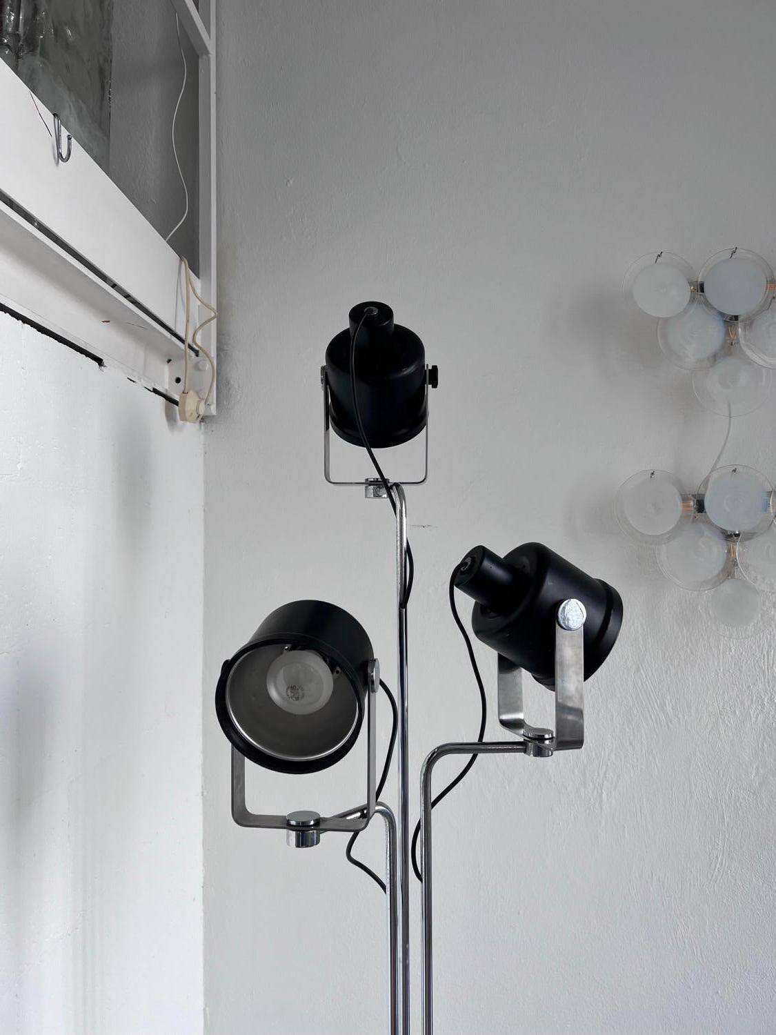 Lampadaire par Brusasco et Torletta mod P433 pour Luci Milano, modernisme italien.