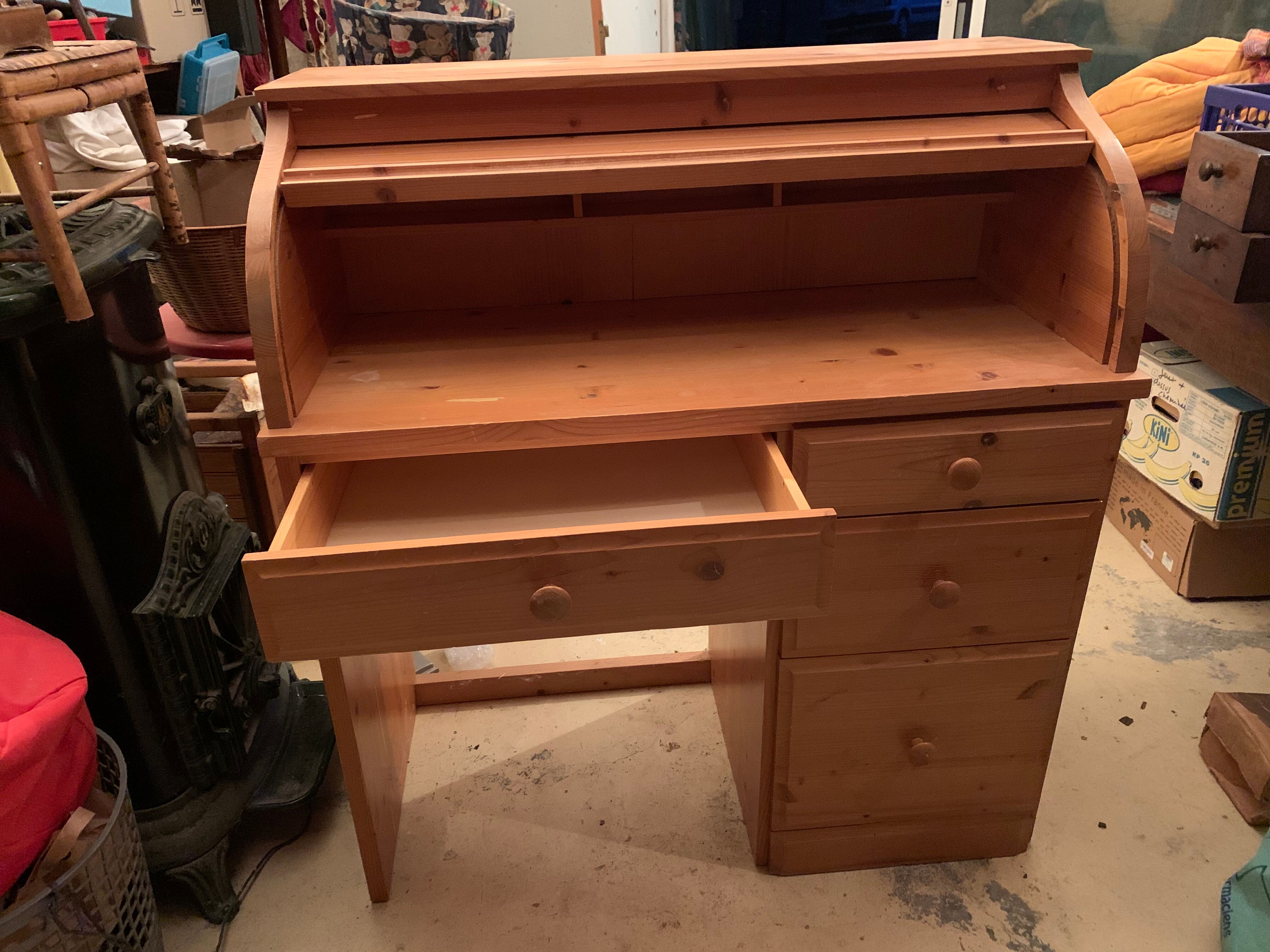Pine desk with sliding wooden curtain
