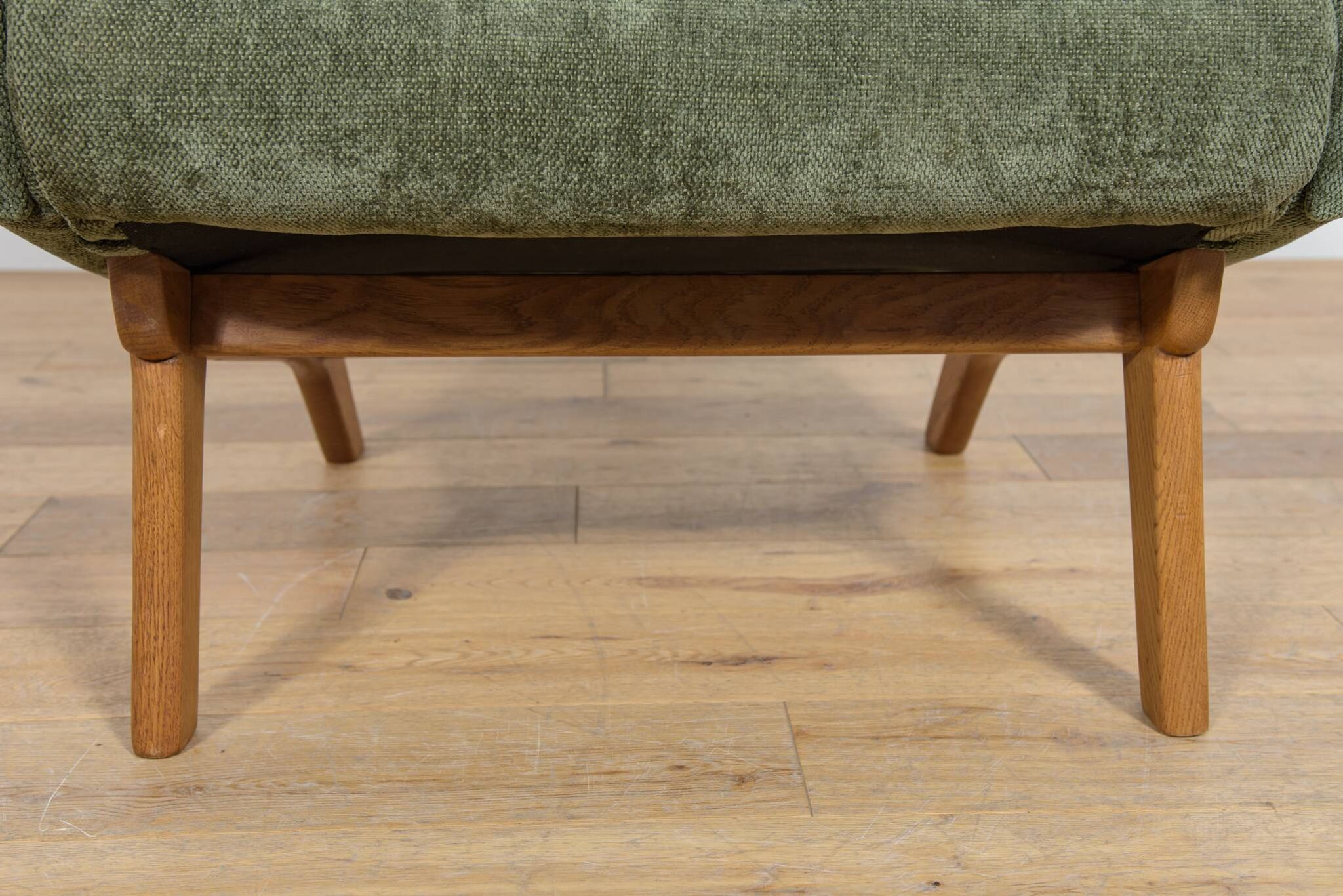 Fauteuil en chêne et tissu vert, Danemark, années 1960