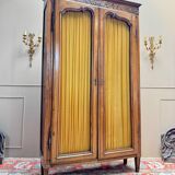 Provençal walnut bookcase from the Louis XVI period, 18th century