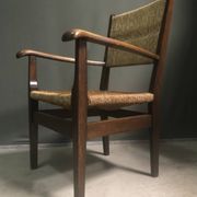 Fauteuil en chêne et paille néerlandais des années 1930.