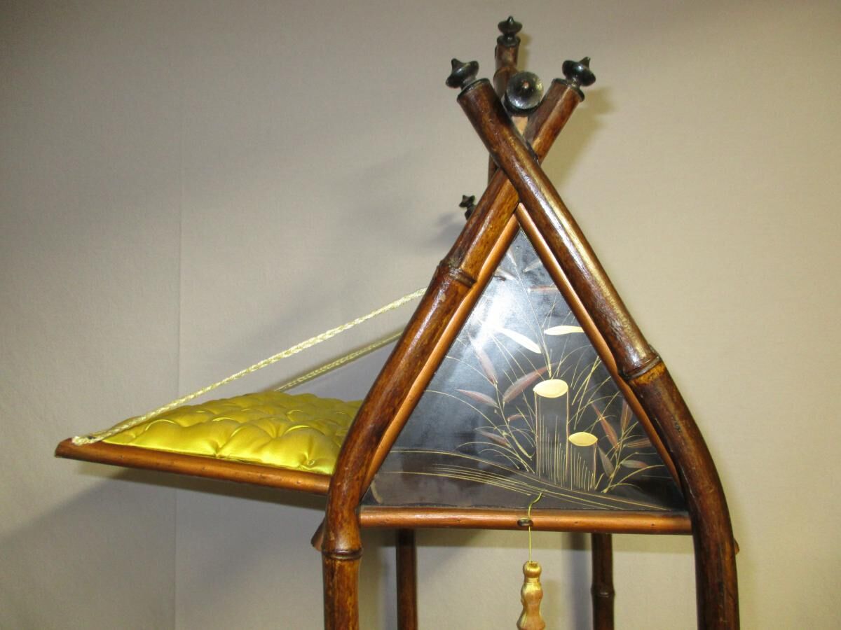 Worker rare, 19th in bamboo and Japan lacquer panels