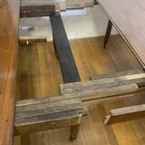 Oval table with 6 legs, 3 extensions, 12 people