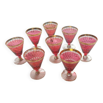 Set of 8 small red/garnet cut glasses and old gilding ACC-7053