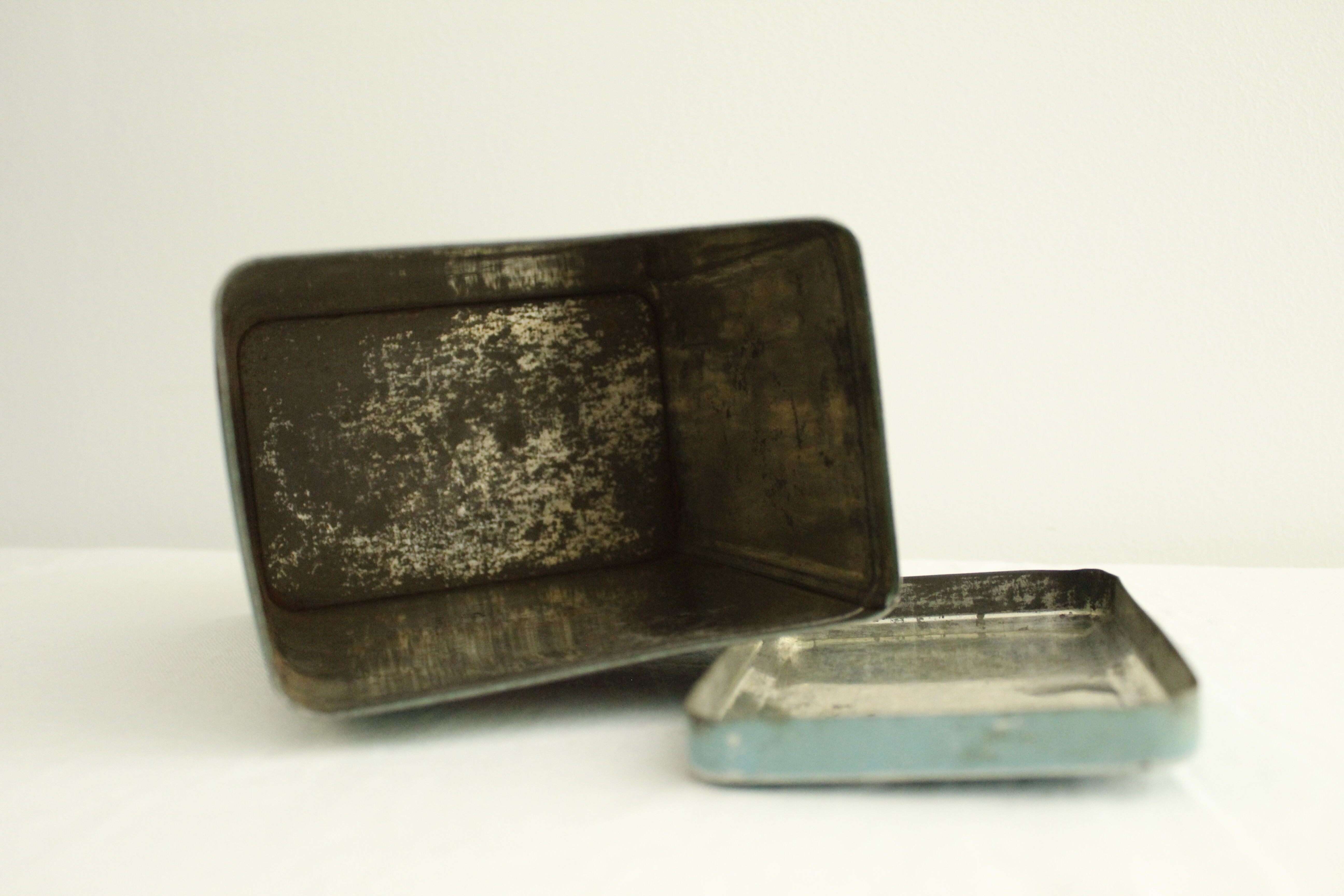 Old metal box "Vichy-Prunelle"