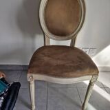Set of 4 medallion chairs