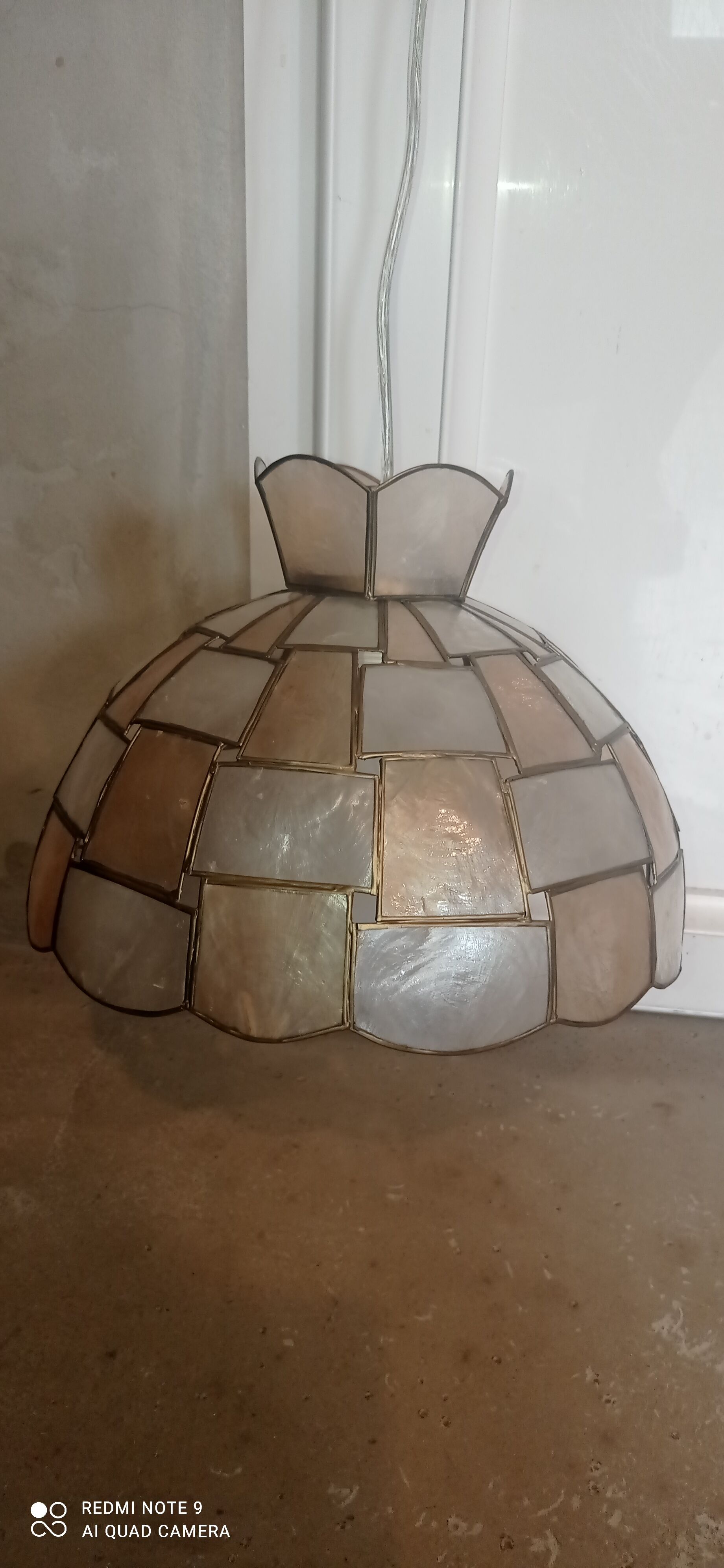 Mother-of-pearl & copper pendant lamp