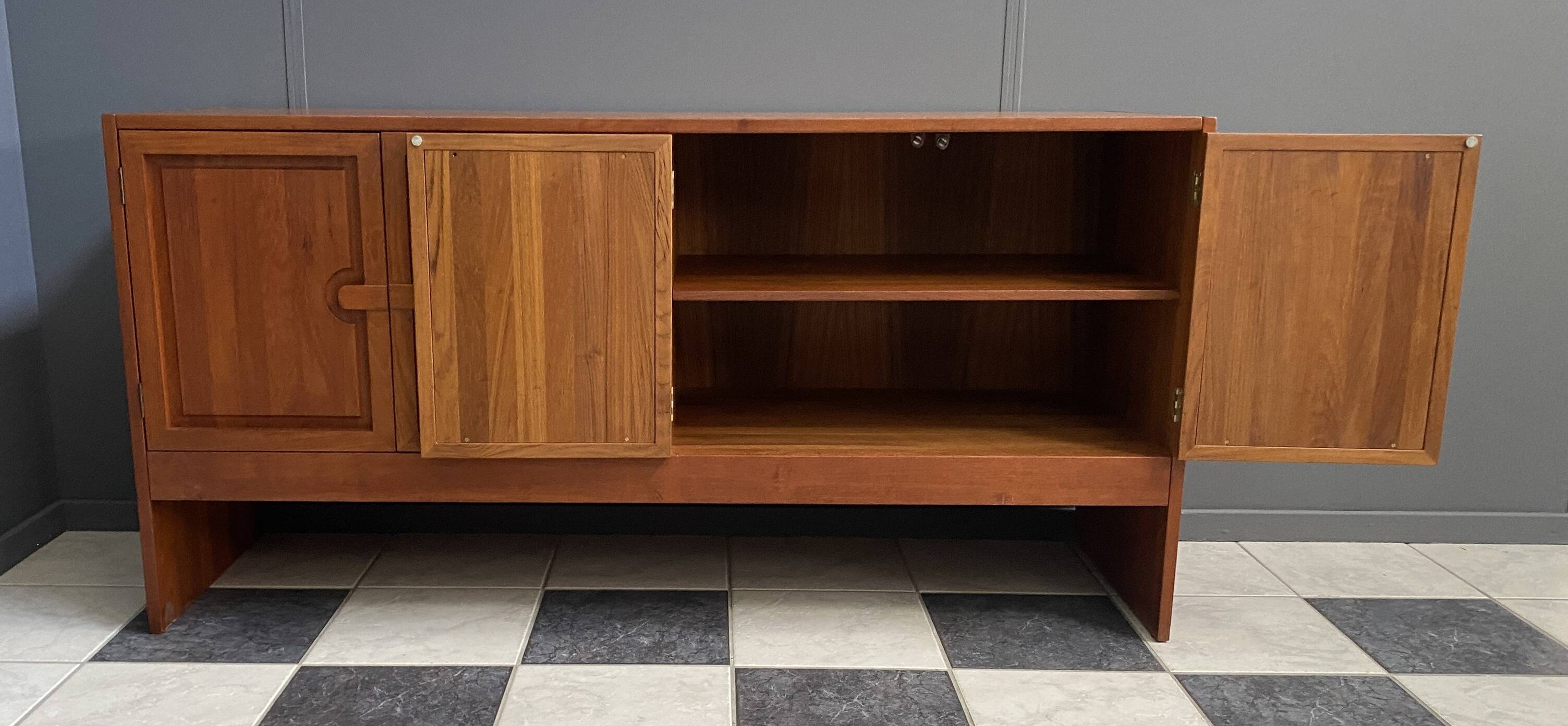 Buffet en teck par Skovby Denmark