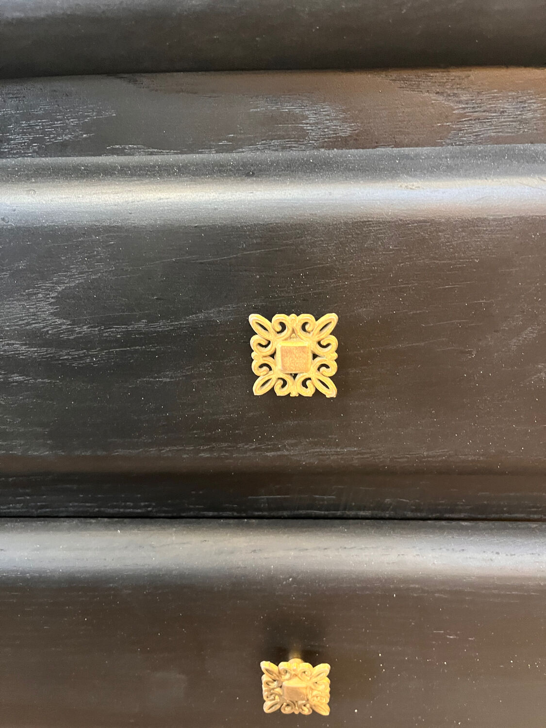 Art deco chest of drawers