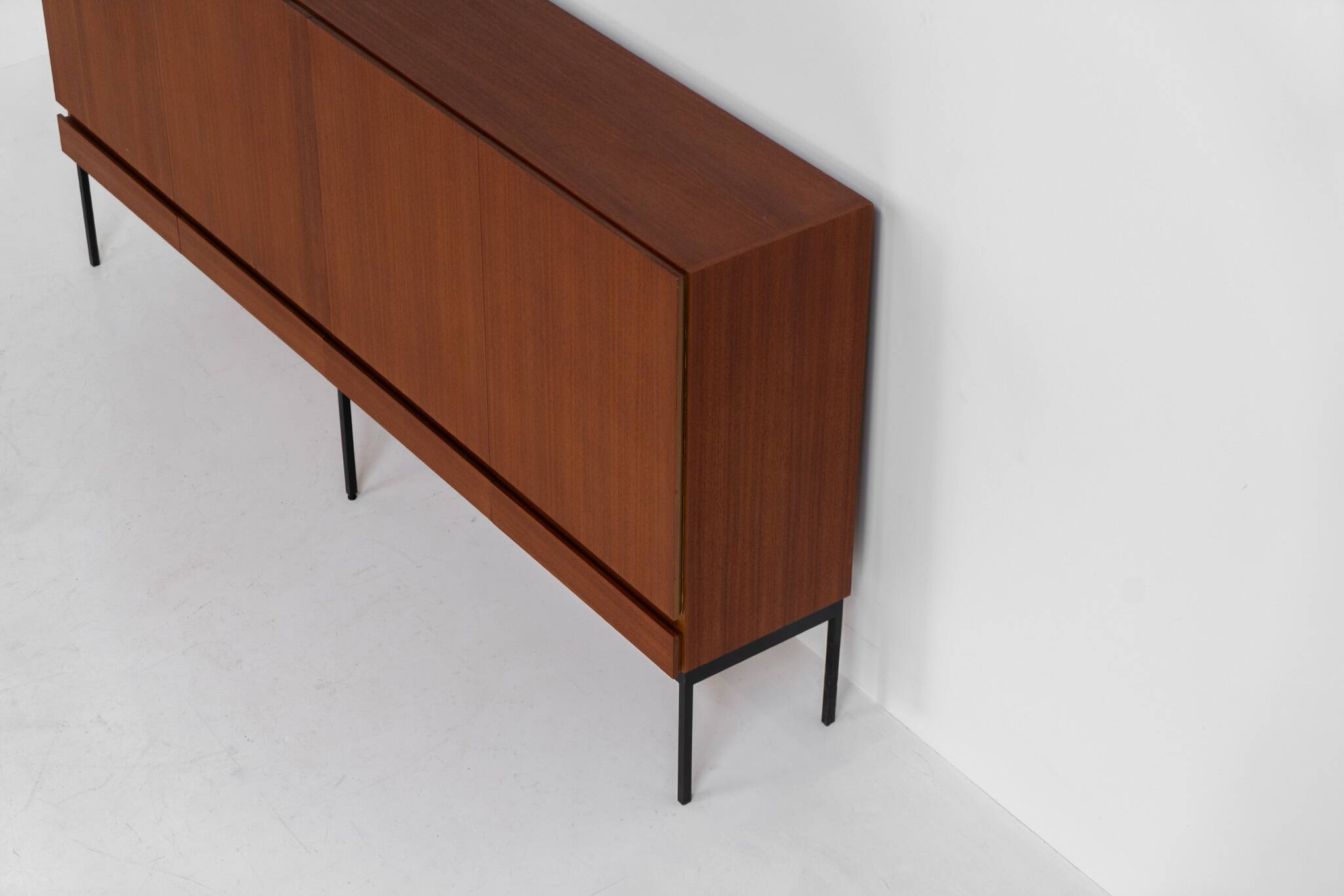 Buffet B60 par Dieter Waeckerlin pour Behr