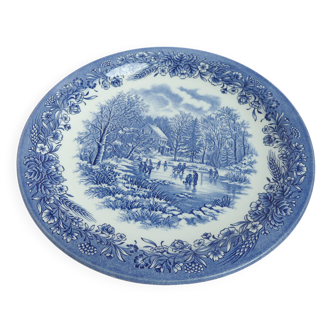 Churchill round dish in English porcelain