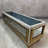 Mirrored planter