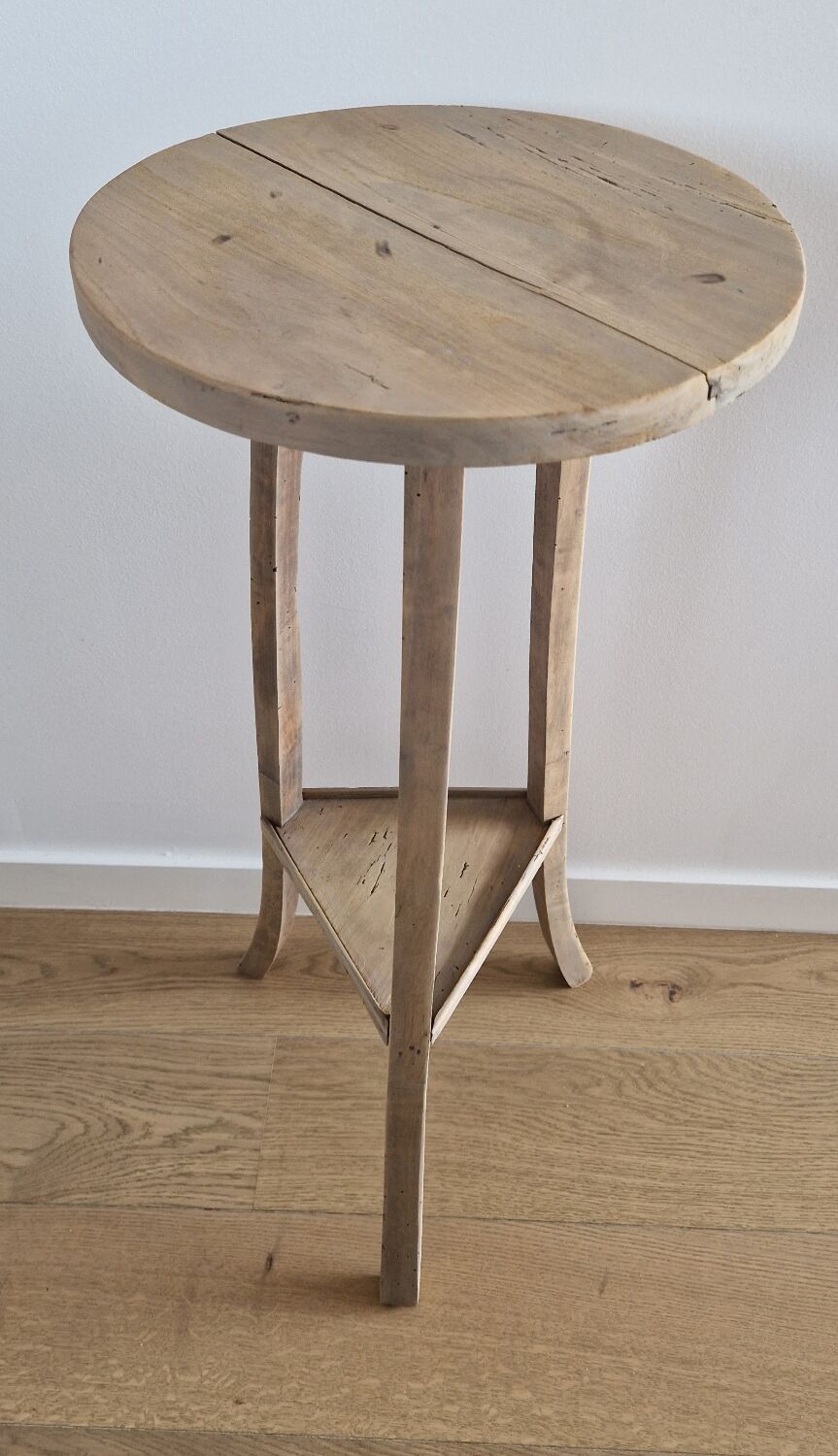 Old pedestal table driftwood
