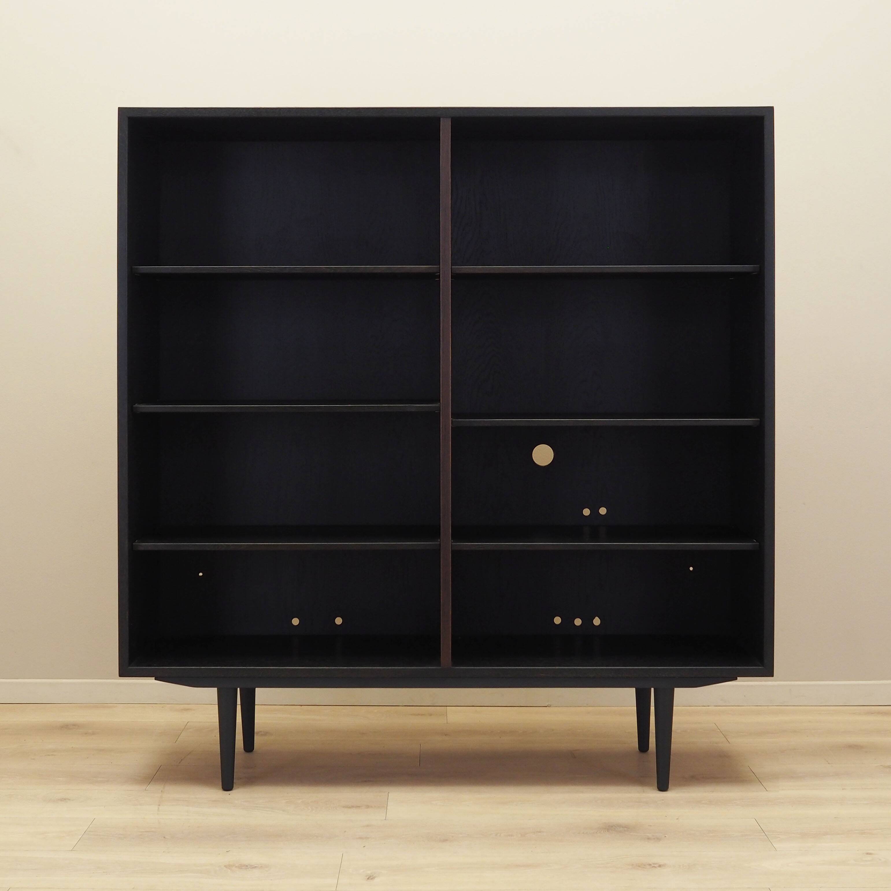 Oak bookcase, Scandinavian design, 1960s, designer: Børge Mogensen, manufac