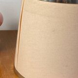 Table lamp in plain pink