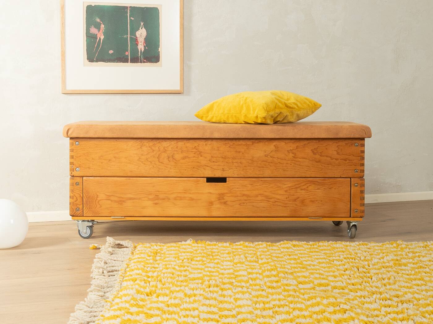 Unique vaulting box from the 1960s