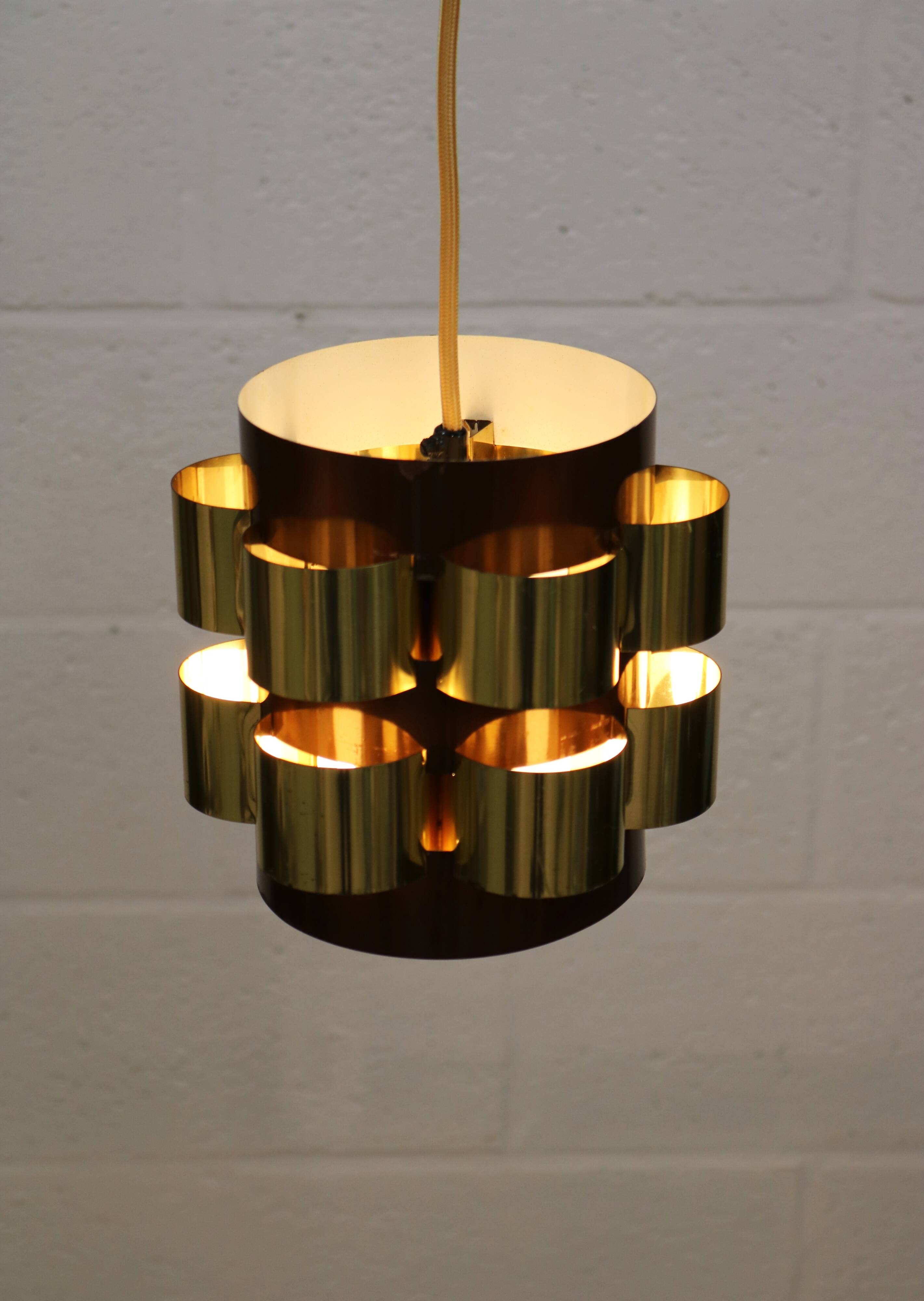classic mid-century pendant lamp *** Werner Schou *** Coronell Elektro
