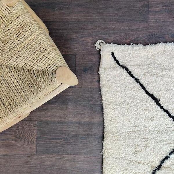Tapis beni ouarai berbère losanges noirs 150x255cm