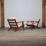 Pair Of GE290 Armchairs In Bouclé By Hans Wegner For Getama, Denmark, 1950s