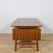 Bureau indépendant en teck modèle 75 de Omann Jun, Danemark, années 1950.