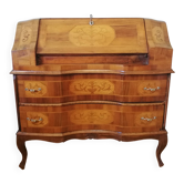 Scriban chest of drawers