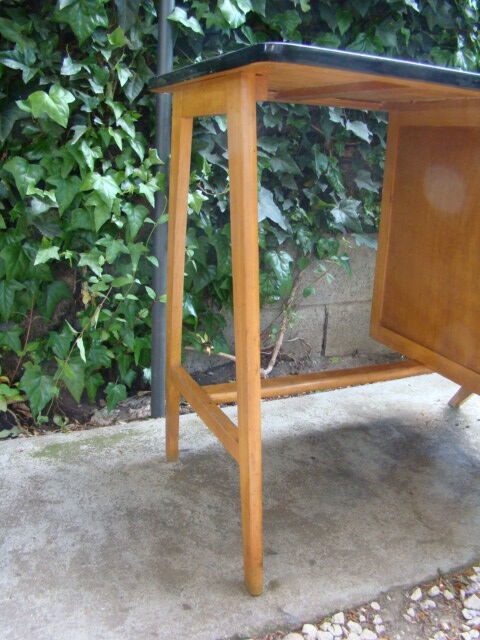 Children's Office vintage compass feet