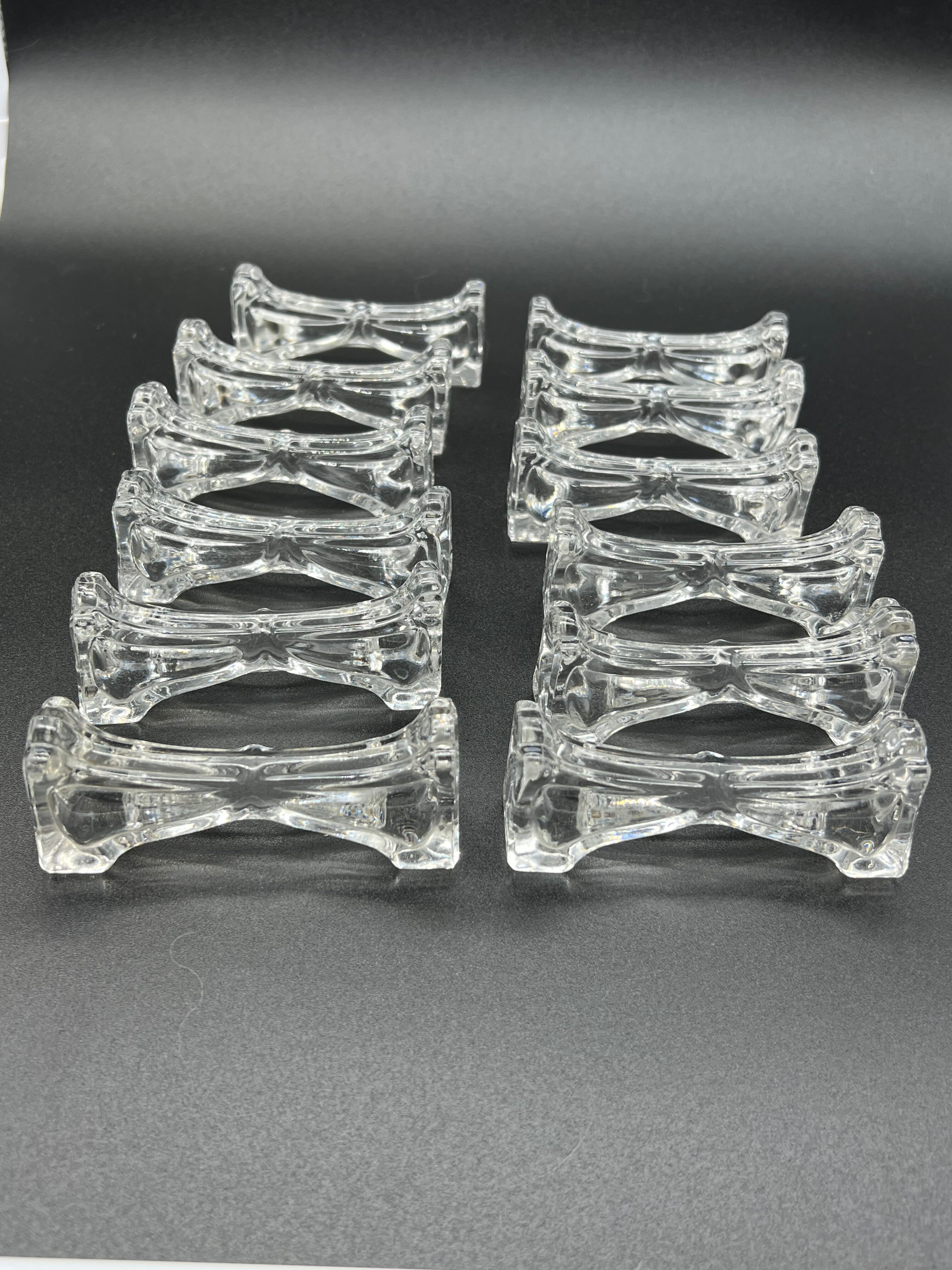 10 glass knife holders