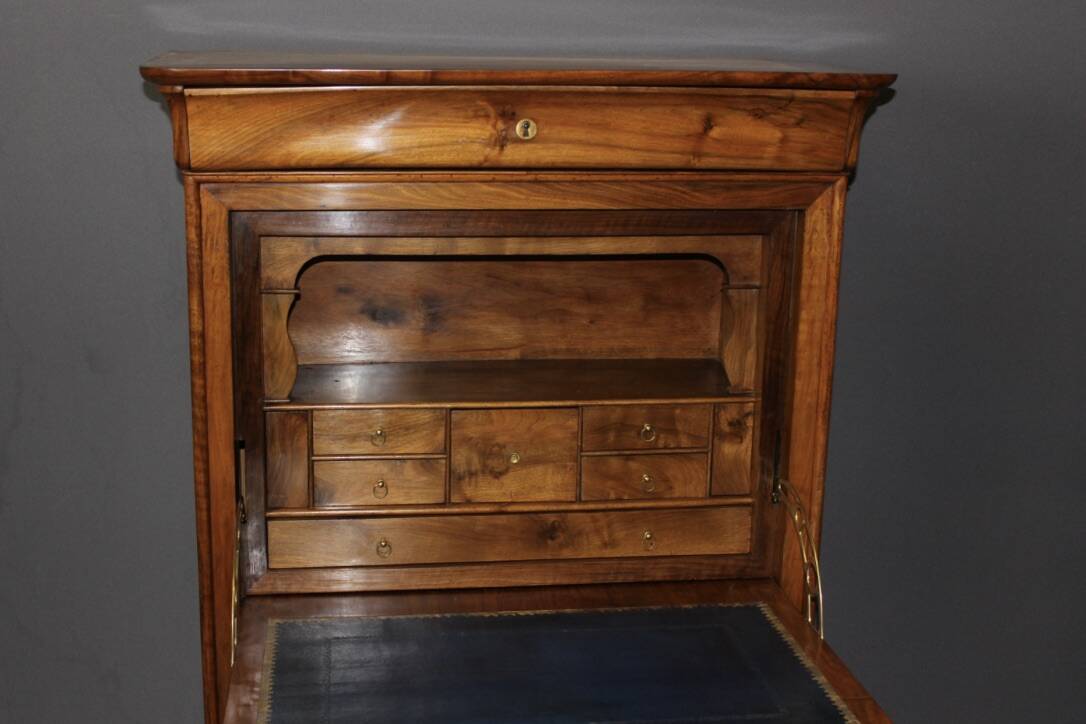 Louis Philippe Secretary in Walnut 19th Century