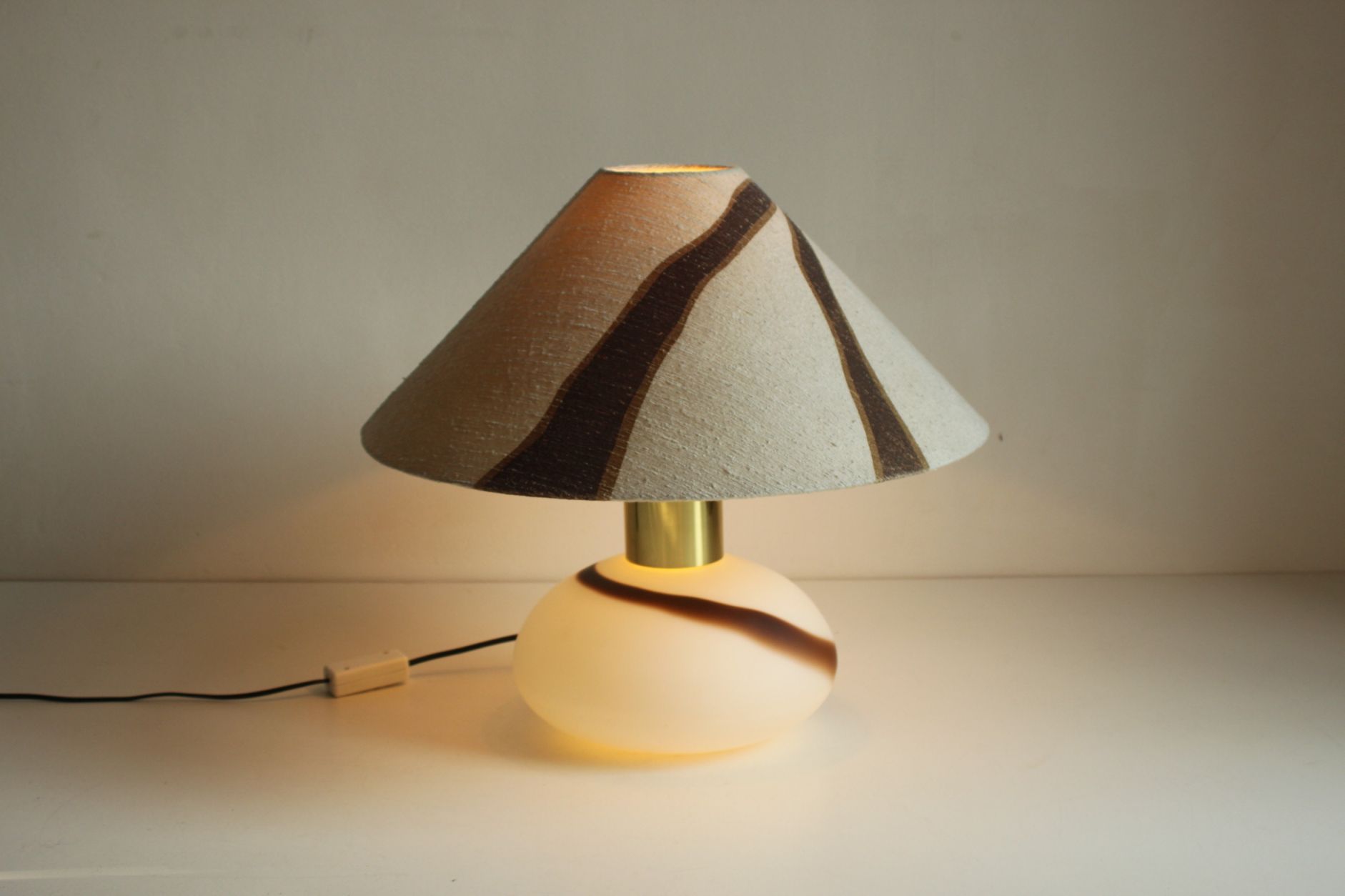 Murano glass brass table lamp with matching shade, Italy 1970s.