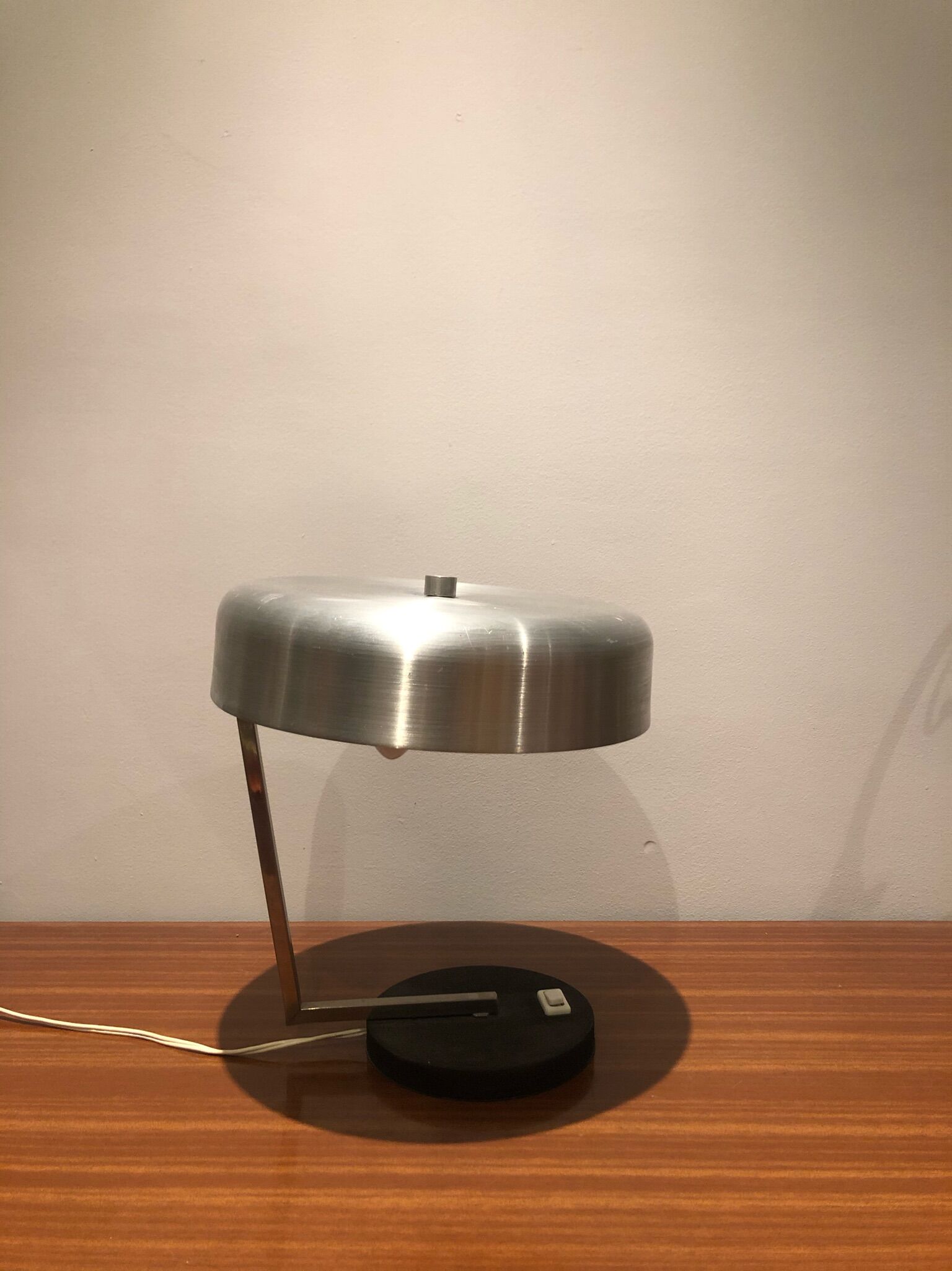 Lampe à poser aluminium design vintage