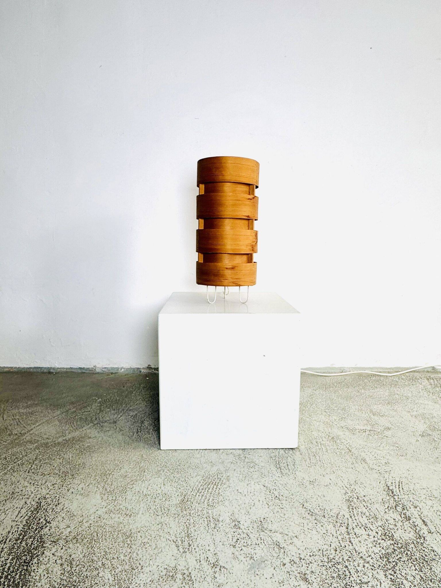 Large Cylindrical Pine Veneer Table Lamp By Hans-Agne Jakobsson For Ab Ellysett, Sweden 1960S
