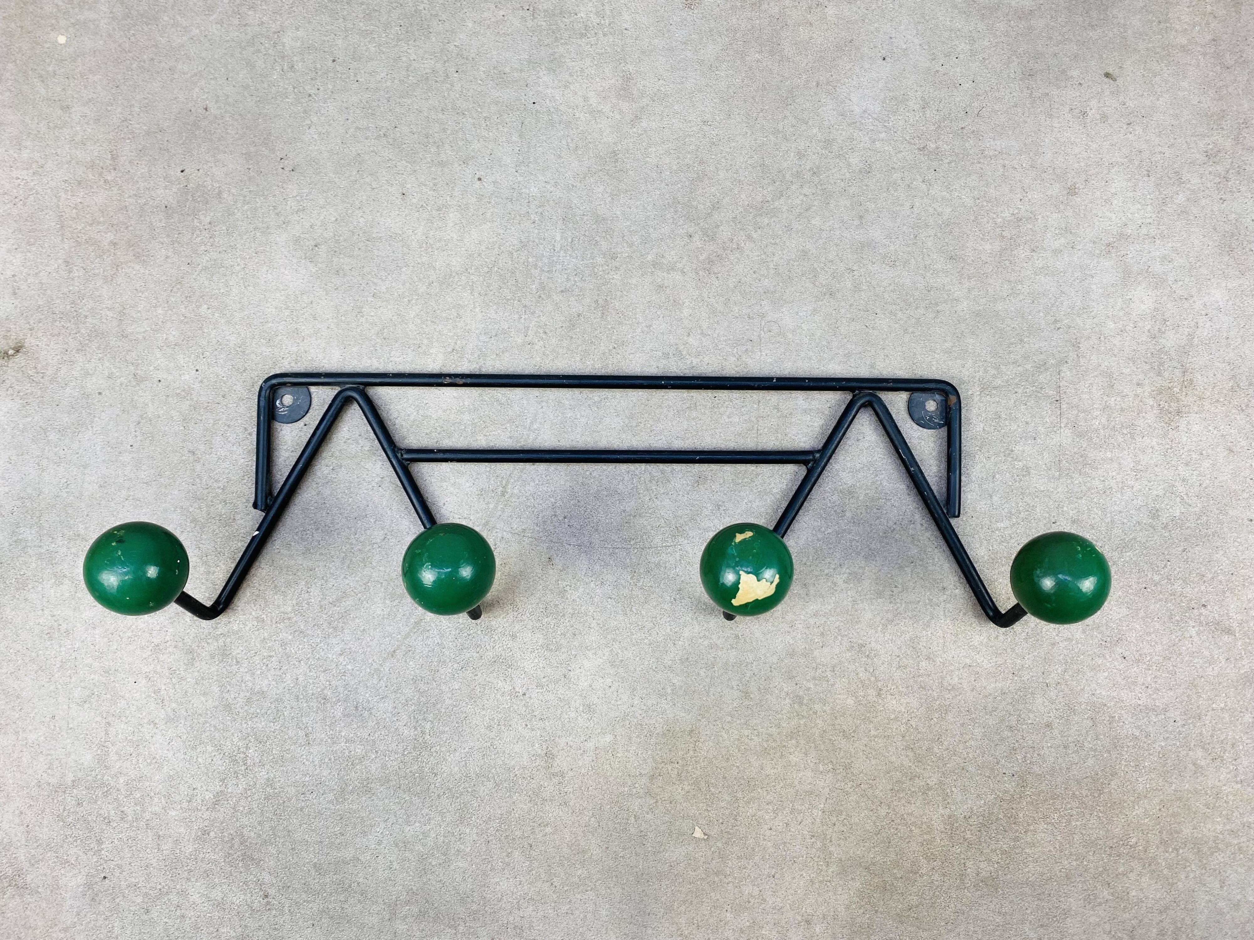 Wall coat rack hook 50s 4 balls