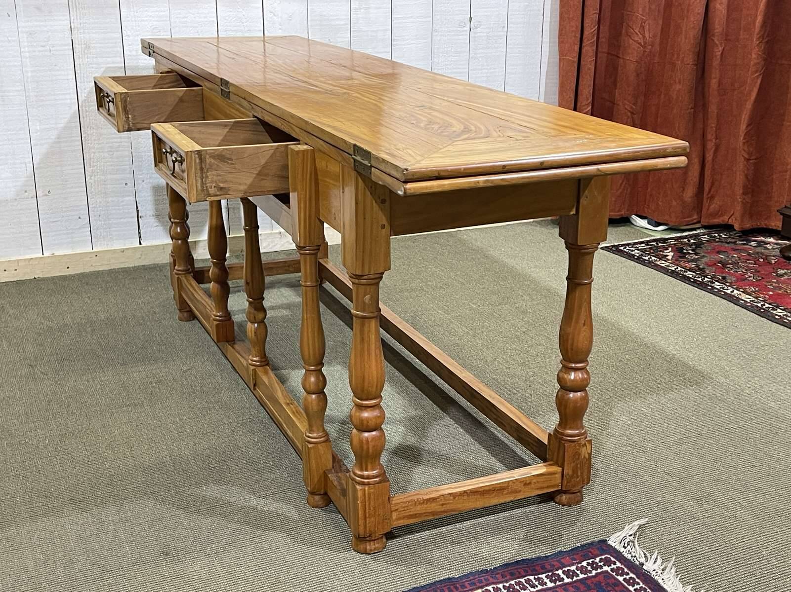 Large folding blond mahogany console - Indian work from the 1980s