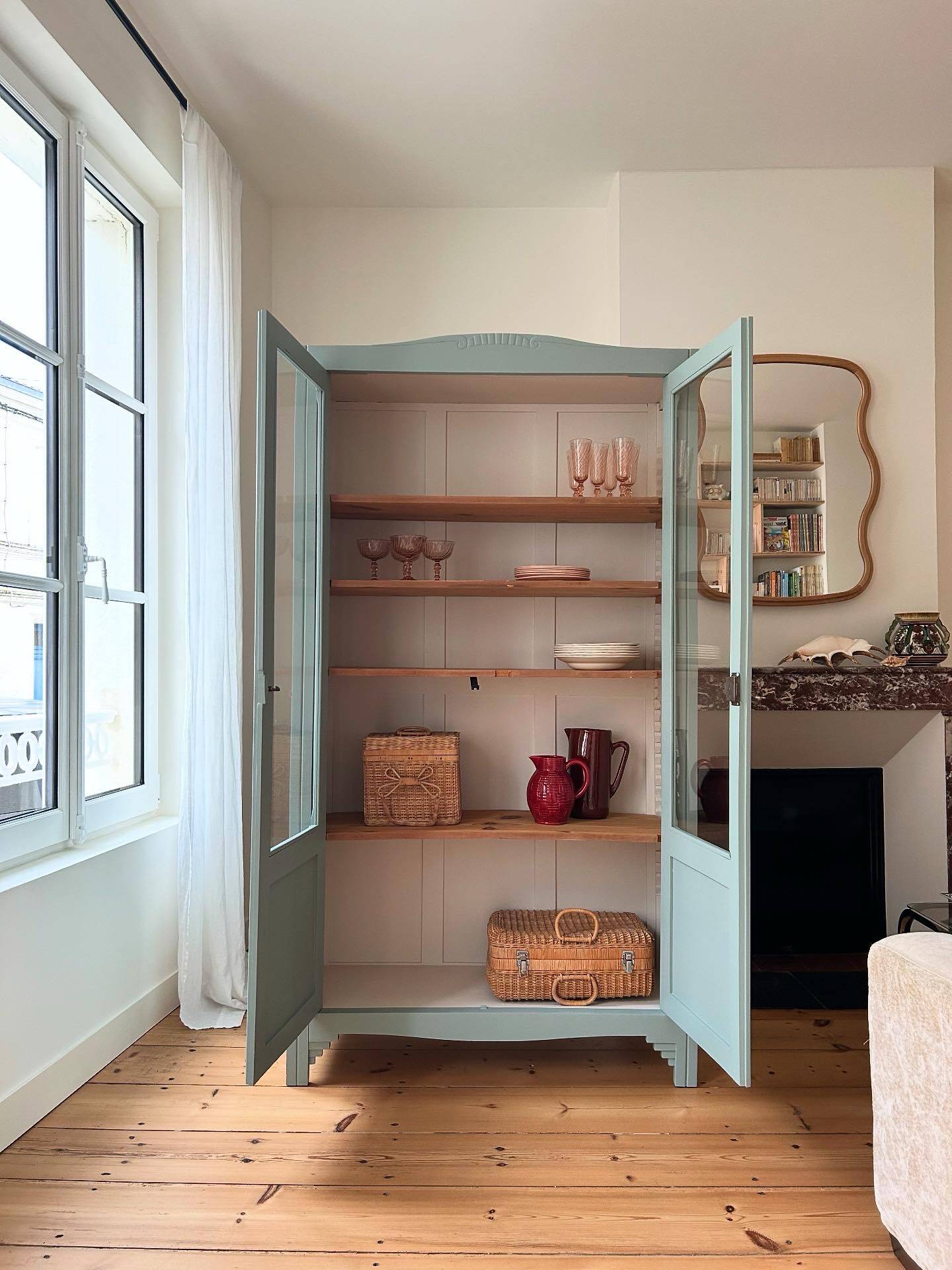 Armoire vitrée rénovée