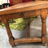 Old farmhouse table in solid oak