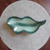 Leaf-shaped ramekin