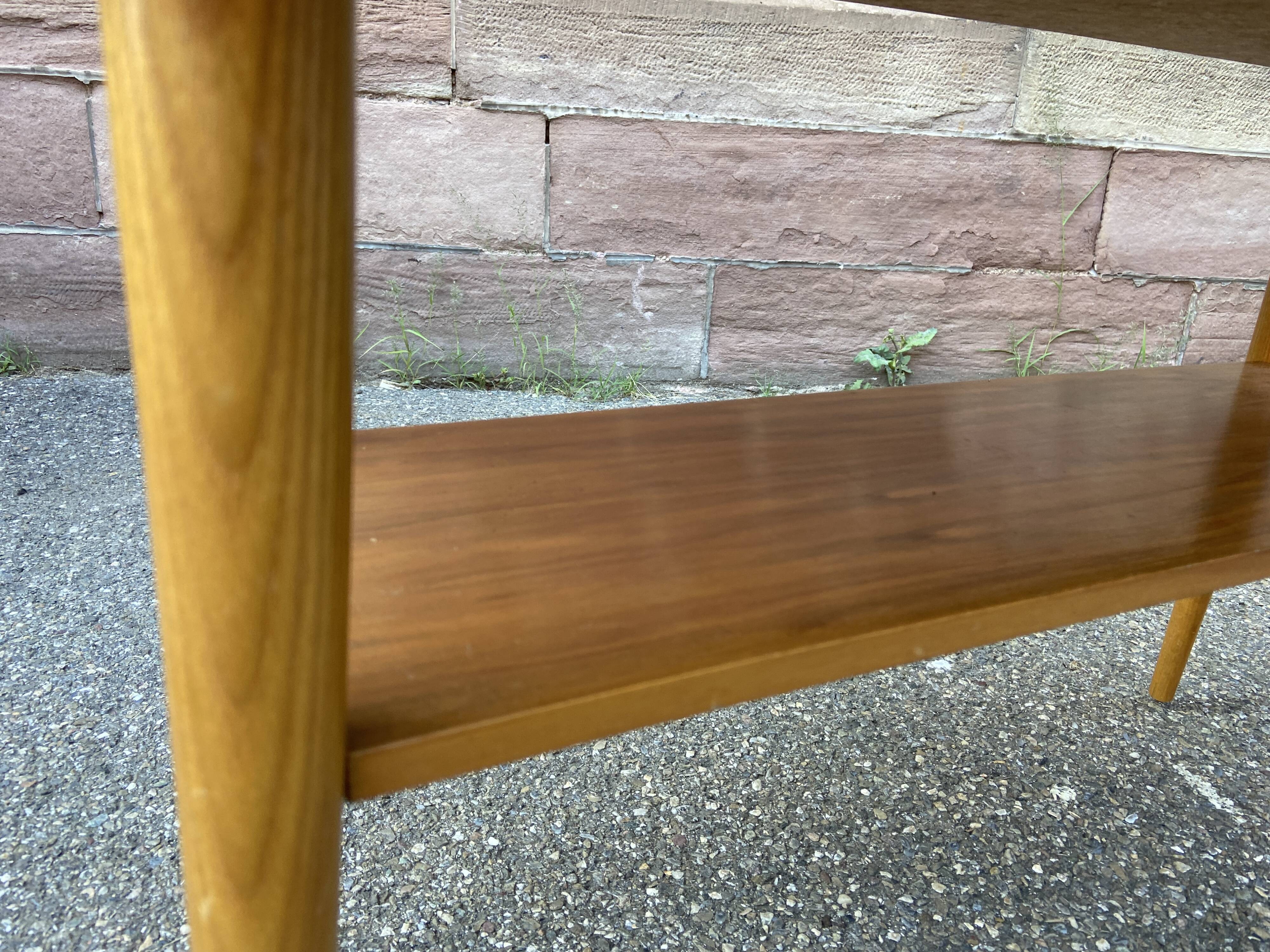 Coffee table cocktail formica