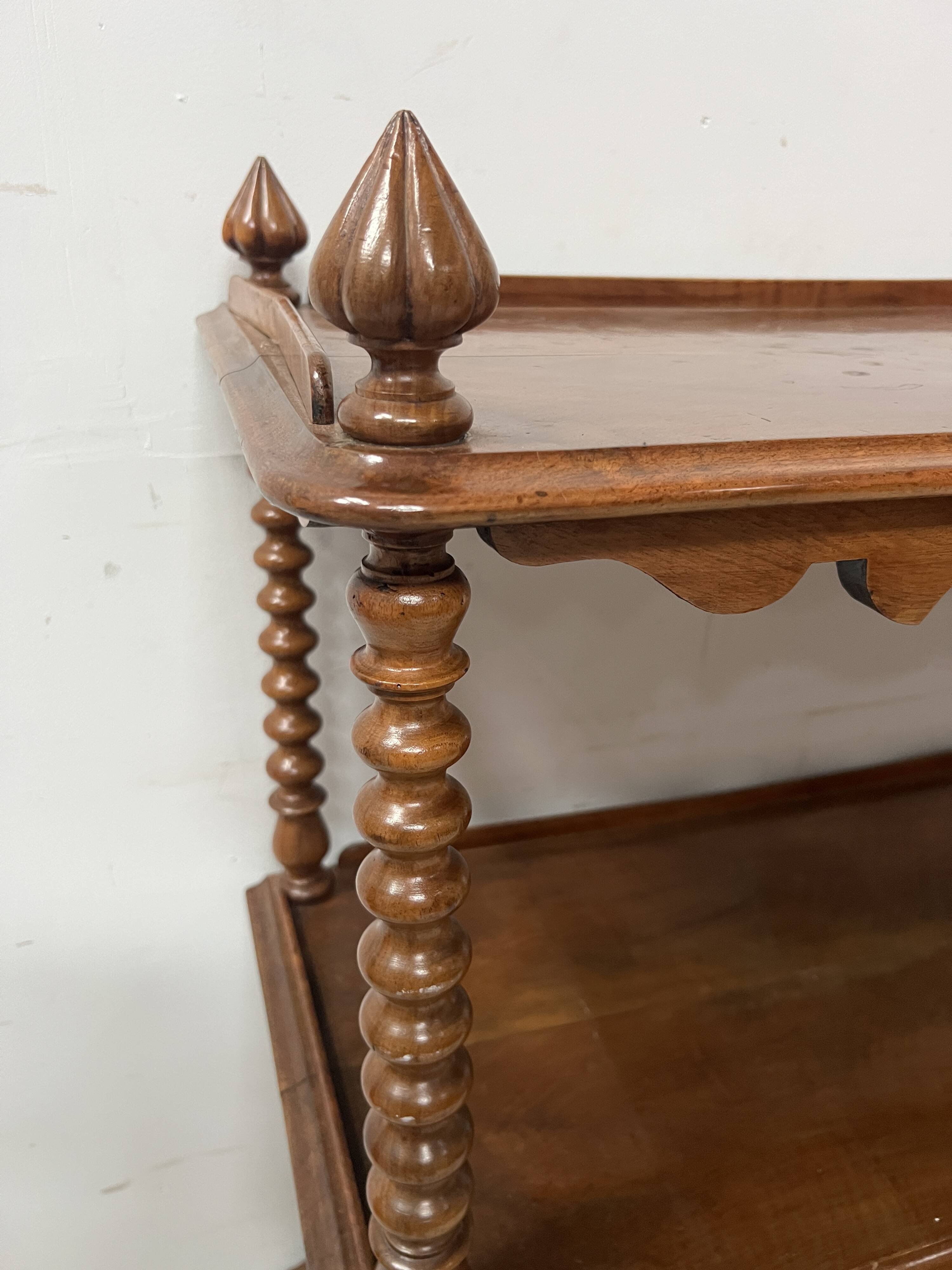 Napoleon III console table with three shelves in mahogany and veneer, 19th century