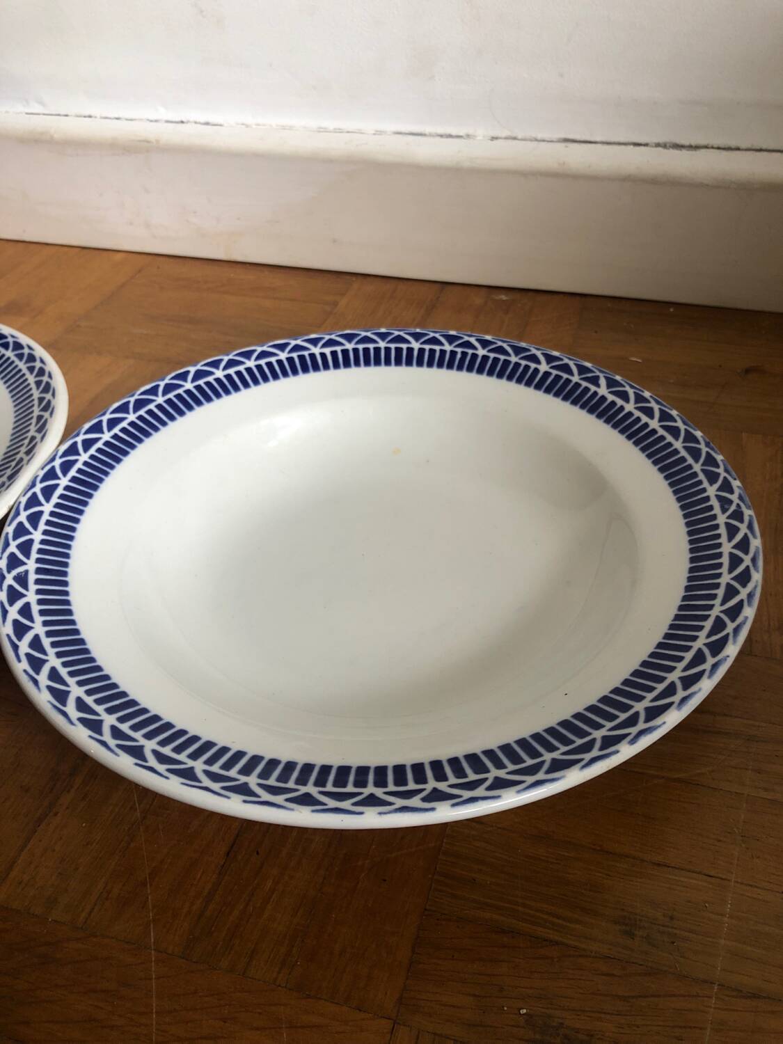Four vintage Sarguemines soup plates