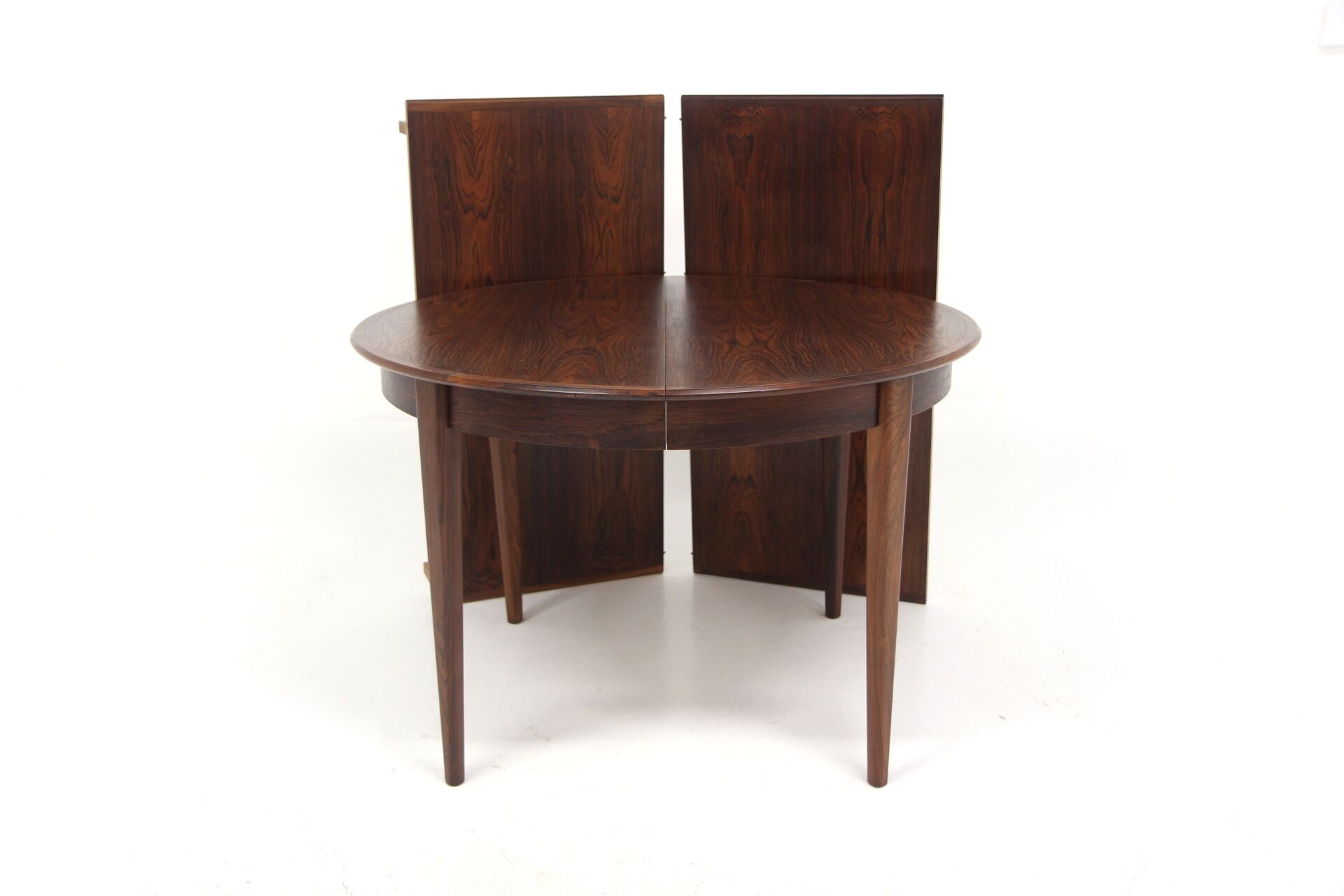 Scandinavian dining table in rosewood, Rosengren, Denmark.