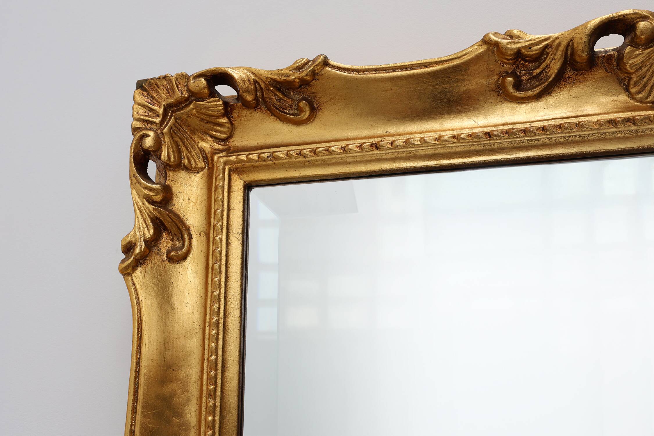 French Vintage square carved wooden gilded mirror in Baroque style