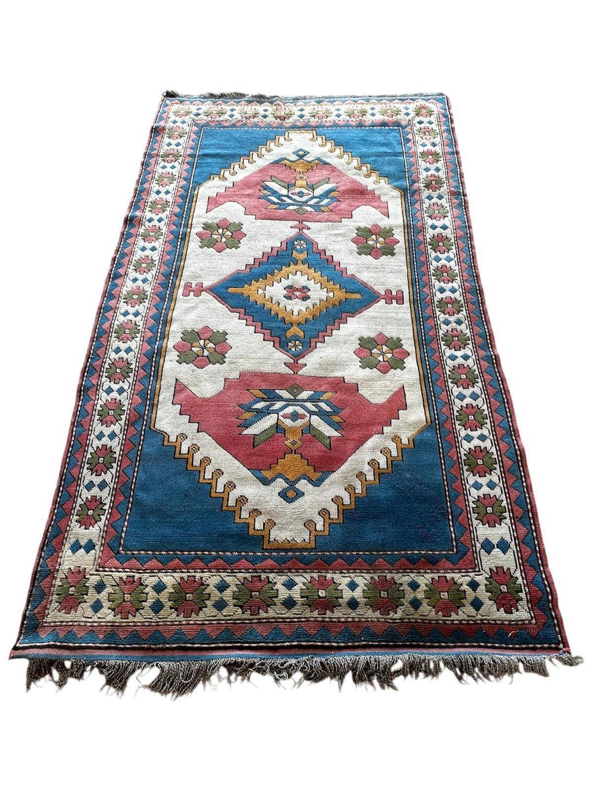 Handmade Turkish rug 170cm x 280cm